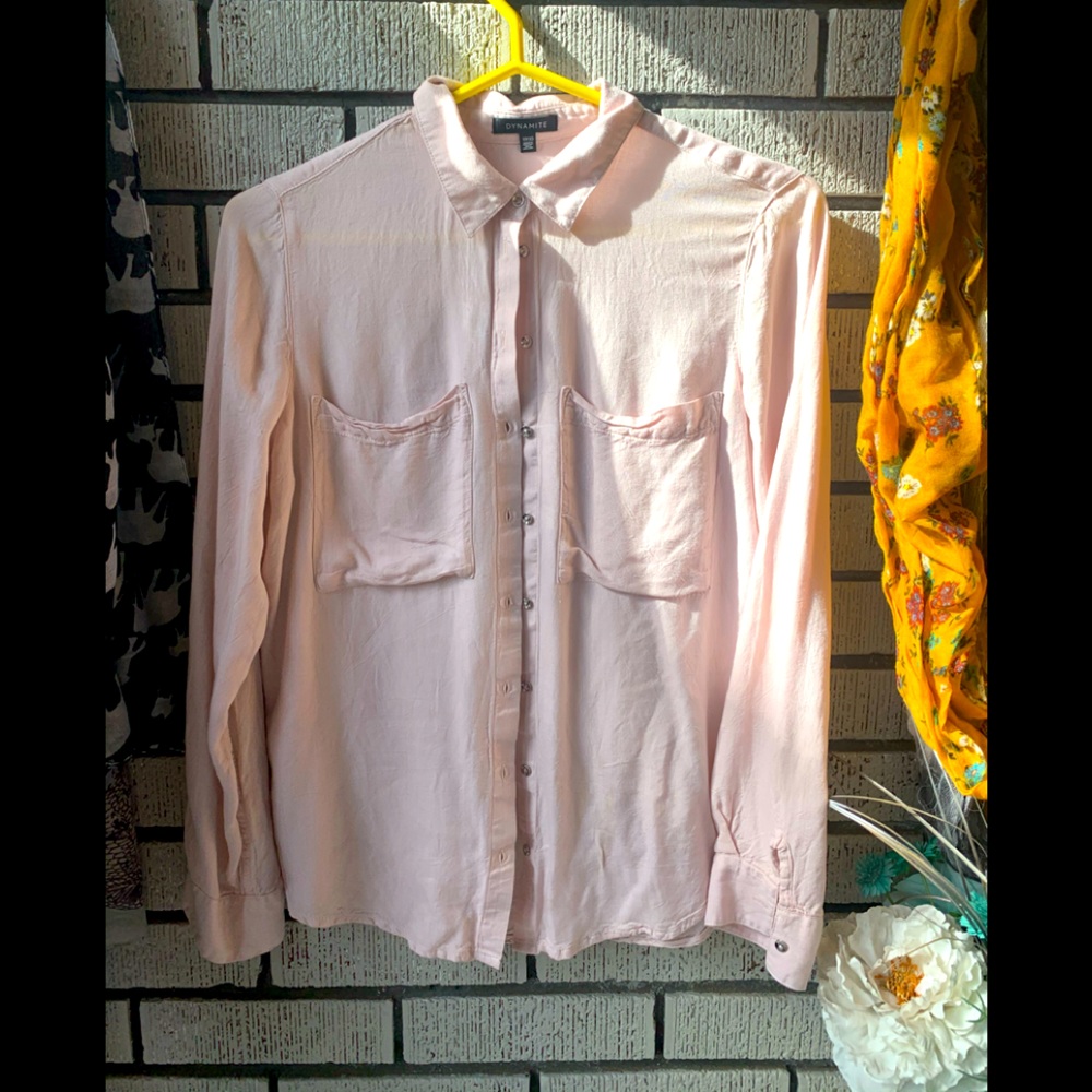 Soft and comfy collared shirt